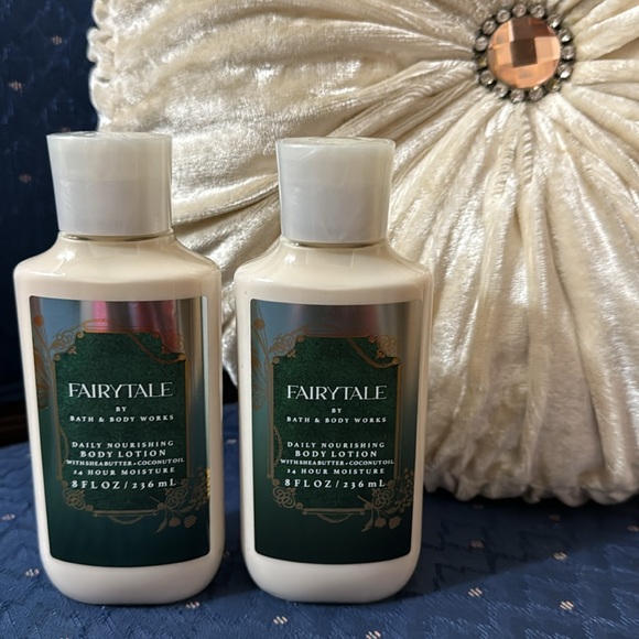 BATH & BODY WORKS SET. . . FAIRYTALE SCENT - Picture 2 of 6